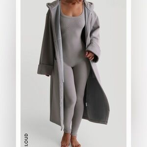My Outfit Online- CLOUD OVERSIZED HOODED CARDIGAN - MOON Size small